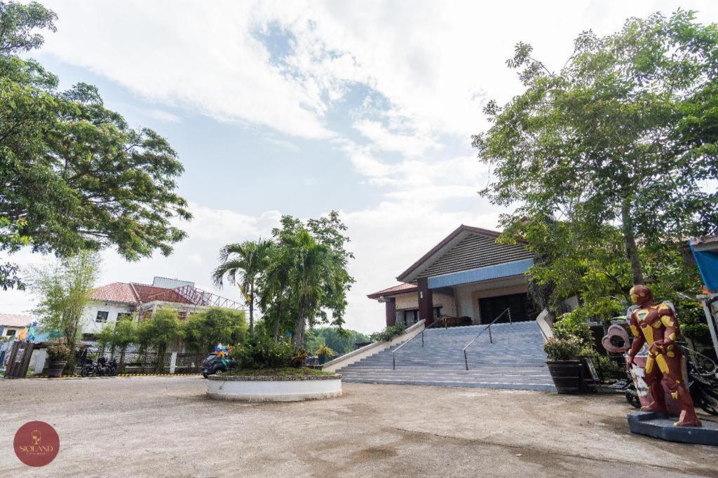 Quezon Premier Hotel - Candelaria Candelaria  Εξωτερικό φωτογραφία