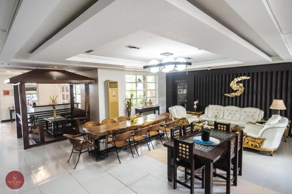Quezon Premier Hotel - Candelaria Candelaria  Εξωτερικό φωτογραφία